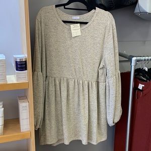 Balloon long sleeved grey sweater; 7 available